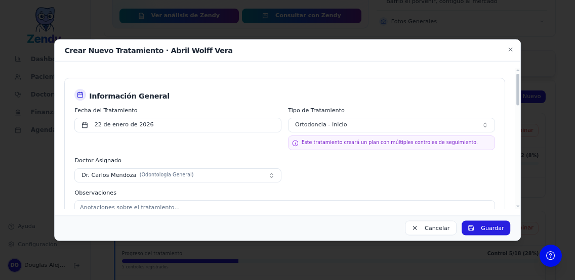 Modal de creación de tratamiento de ortodoncia con secciones específicas