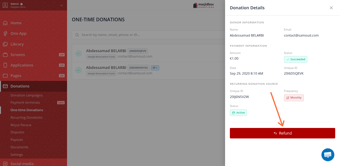 Donation details drawer with Refund button highlighted at bottom