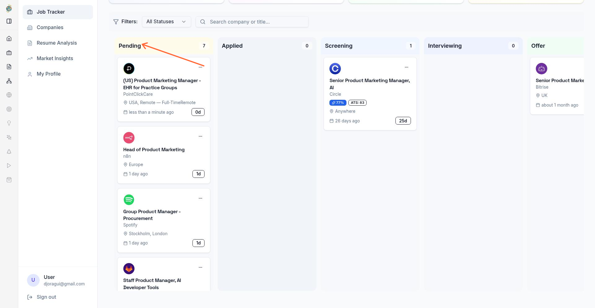 Pending status label in the Job Tracker dashboard
