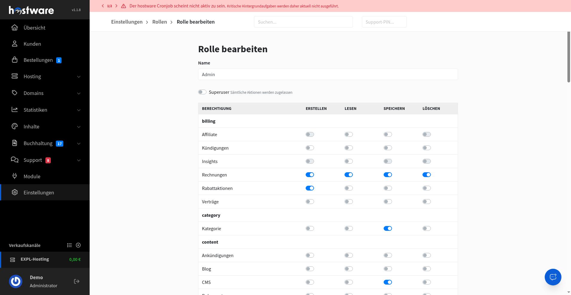 Rolle bearbeiten mit Superuser und Berechtigungsmatrix