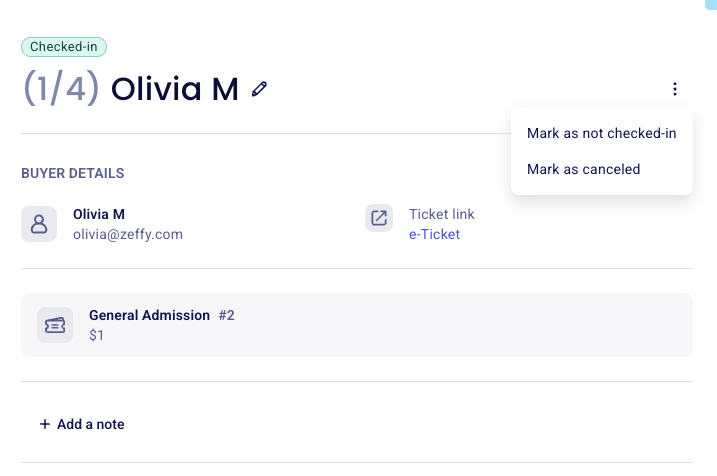 Ticketdetailseite, die rechts neben der Gästeliste geöffnet ist und deren Menü geöffnet ist, in dem „Als nicht eingecheckt markieren“ und „Als storniert markieren“ angezeigt werden